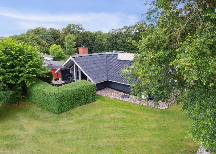 Erke - 800m From The Sea By Interhome