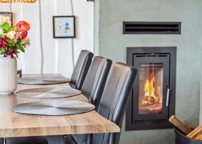 Erke - 800m From The Sea By Interhome Feriehus